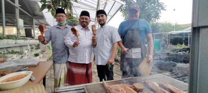 Foto Luthfi Hasan Ishaaq Barbeque Ria dan Ada Handphone Dekat Setya Novanto, Ditjen Pemasyarakatan Jelaskan Foto Tahun Lalu Pas Idul Adha 