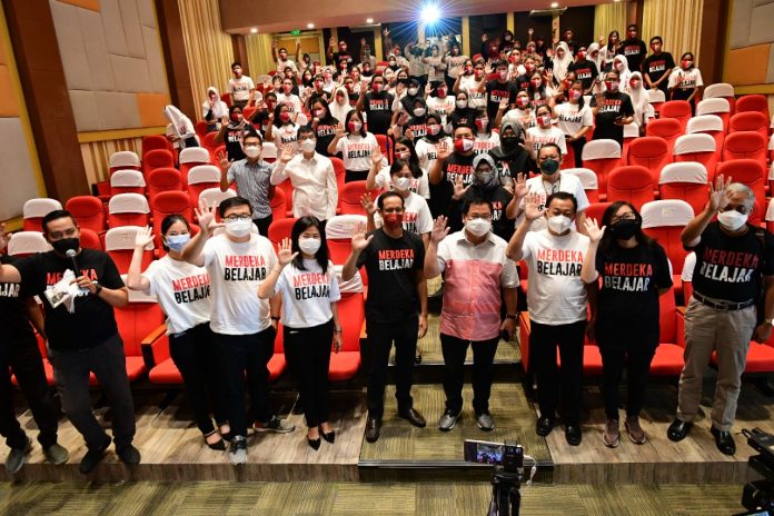 Kunjungi Sekolah Kebhinekaan di Medan, Mendikbudristek: Wujudkan Profil Pelajar Pancasila