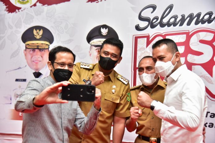 Mendikbud Ristek: Prioritaskan Vaksin Covid-19 untuk Guru dan Siswa 12-18 Tahun