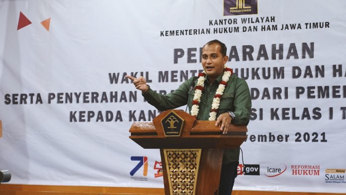 Wamen Kumham Saksikan Serah Terima Hibah Lahan dan Puji Fasilitas Kantor Imigrasi Malang