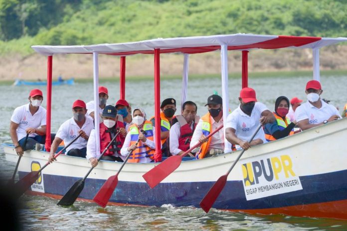 Presiden Jokowi Resmikan Bendungan Bintang Bano Sumbawa Barat